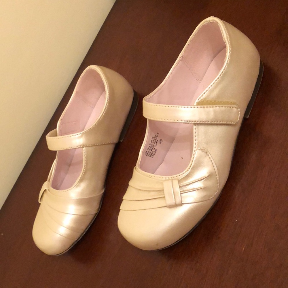 Nina Elegant Ivory Pearl Mary Janes strap velco